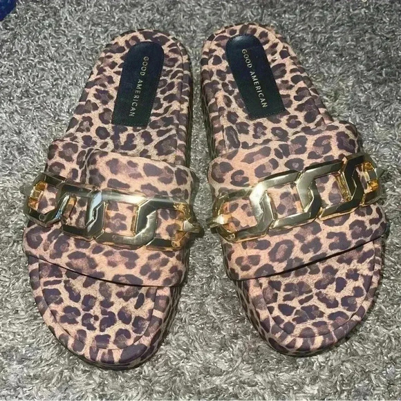 GOOD AMERICAN LEOPARD PRINT CHAIN PLATFORM SLIDES Sz 6 - Picture 1 of 6